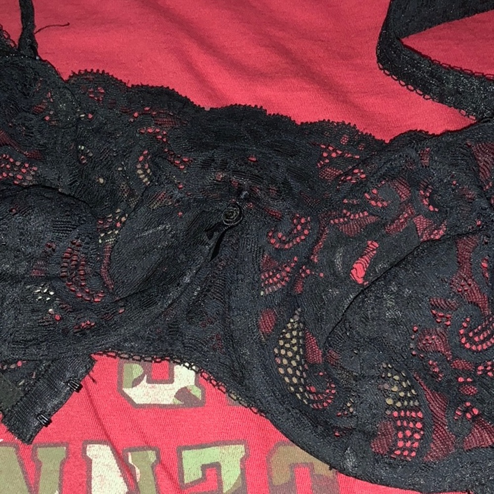 NWOT Lillyette Black Bra. 36B Lace